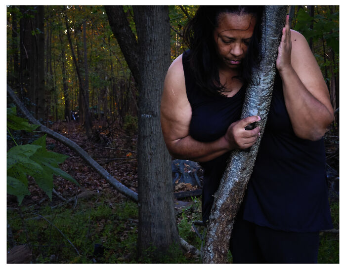 This Virginia Artist Turns Family History And Grief Into Striking Visual Storytelling (20 Pics)