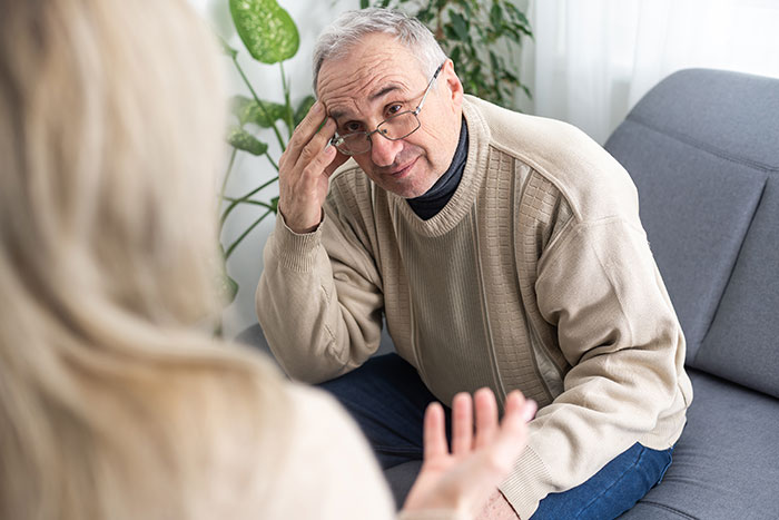 Dad’s Reaction To Daughter’s Divorce Costs Him His Relationship With Her