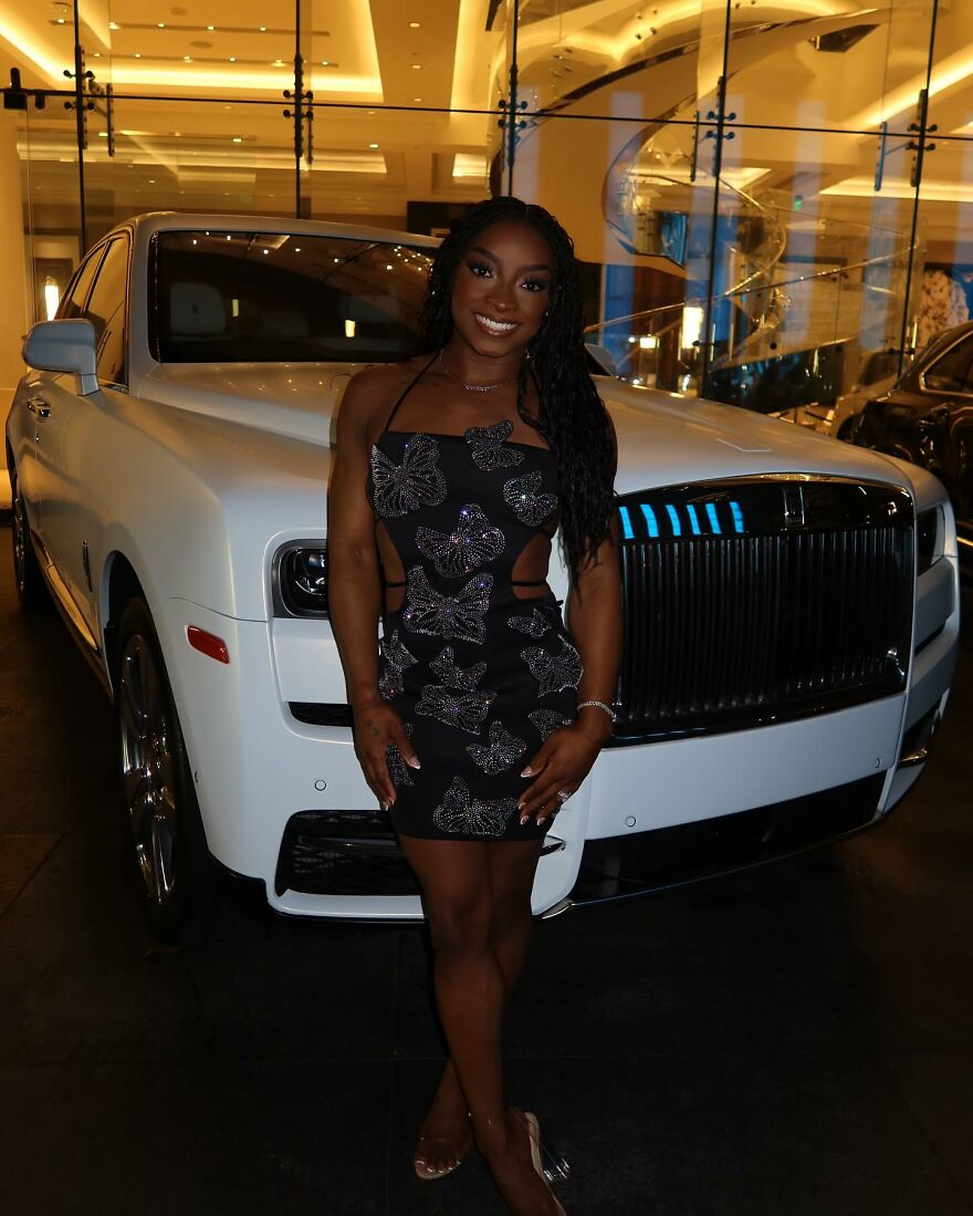 Power Couple Playbook: Jonathan Owens’ Net Worth Continues To Grow As Biles Joins The Game