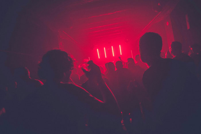 87 Of The Wildest “We Need To Leave Right Now” Stories