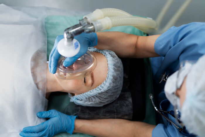 32 Times Patients Claimed Something Was Normal, And Doctors Knew It Definitely Wasn’t