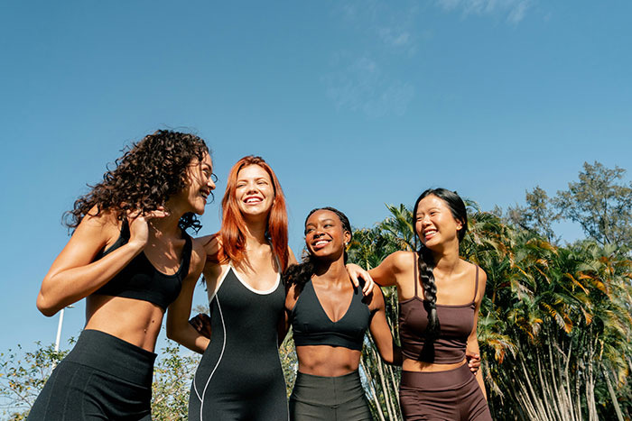 Mom Rejected From Group Plans Because She Takes Her 4 Rowdy Kids Everywhere With Her, She’s Livid
