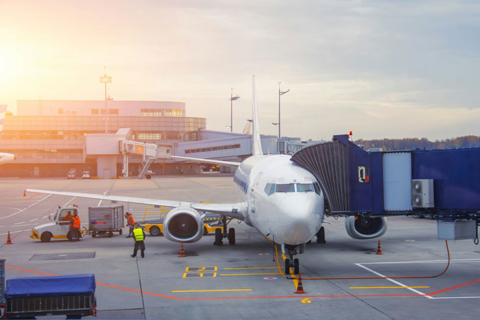 &#8216;100 Passengers vs 1 Karen&#8217; Drama On Plane Divides The Internet: &#8220;I&#8217;m With Karen&#8221;