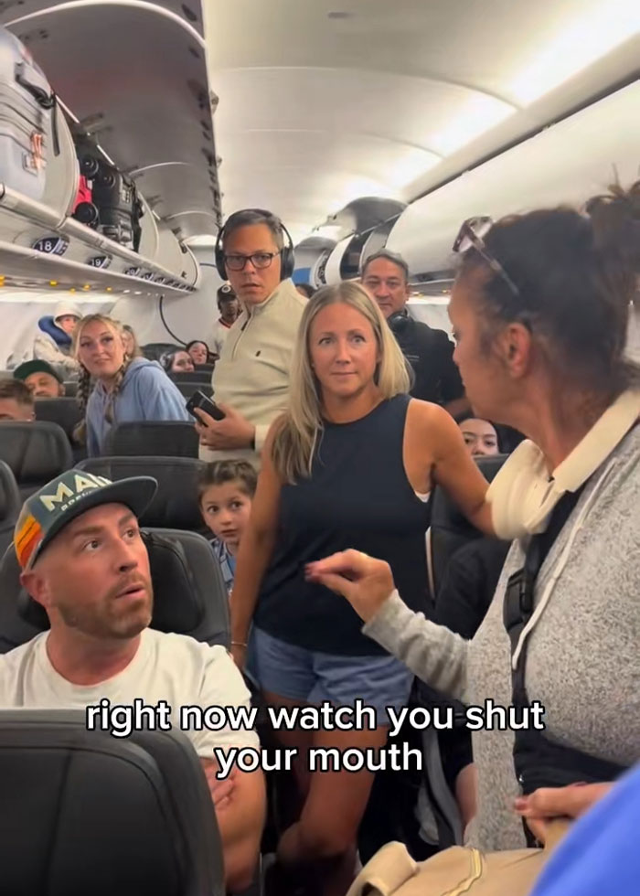 &#8216;100 Passengers vs 1 Karen&#8217; Drama On Plane Divides The Internet: &#8220;I&#8217;m With Karen&#8221;