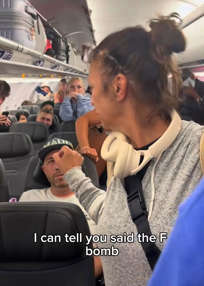 &#8216;100 Passengers vs 1 Karen&#8217; Drama On Plane Divides The Internet: &#8220;I&#8217;m With Karen&#8221;