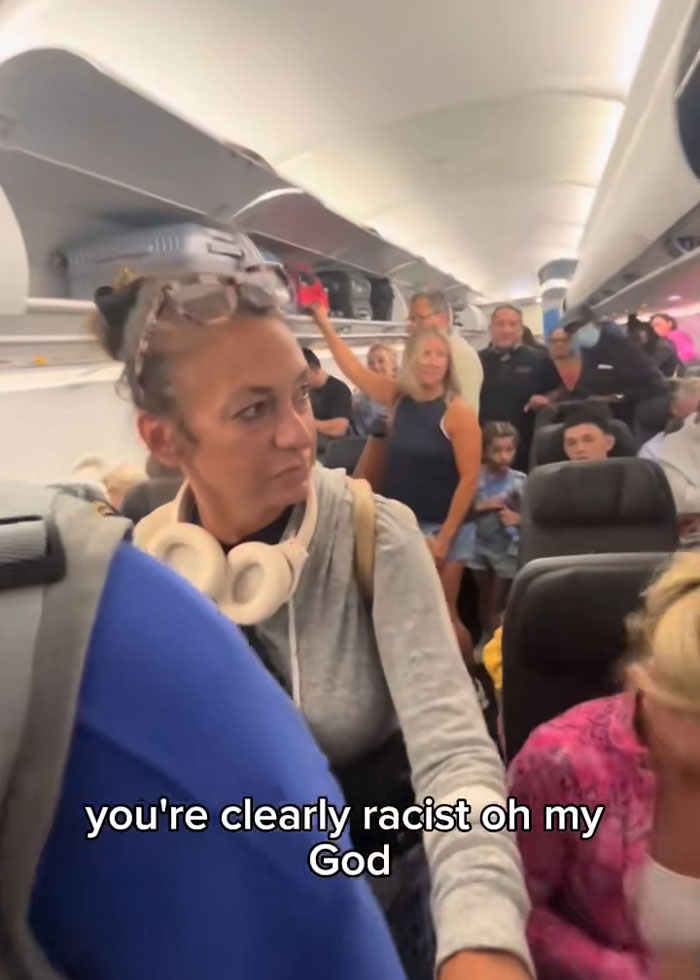 &#8216;100 Passengers vs 1 Karen&#8217; Drama On Plane Divides The Internet: &#8220;I&#8217;m With Karen&#8221;
