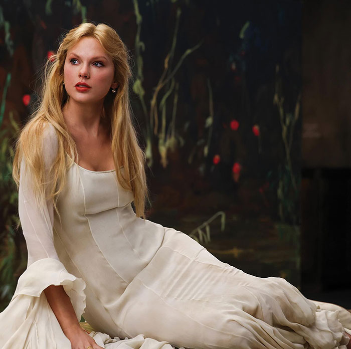 Taylor Swift&#8217;s New Album Torn Apart For Allegedly Promoting Racism, Homophobia, And More
