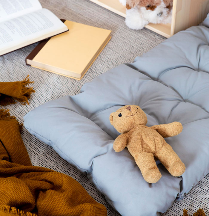 Mom Proudly Explains Why Youngest Daughter Gets Biggest Room While Older Stepkids Don’t