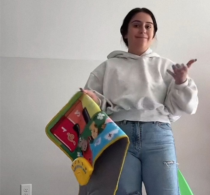 Mom Proudly Explains Why Youngest Daughter Gets Biggest Room While Older Stepkids Don’t