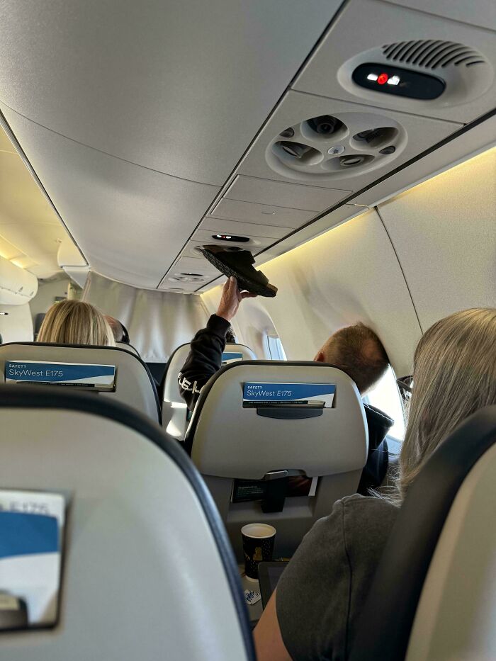 73 People Who Are Apparently Allergic To Acting Like Sensible Adults (New Pics)