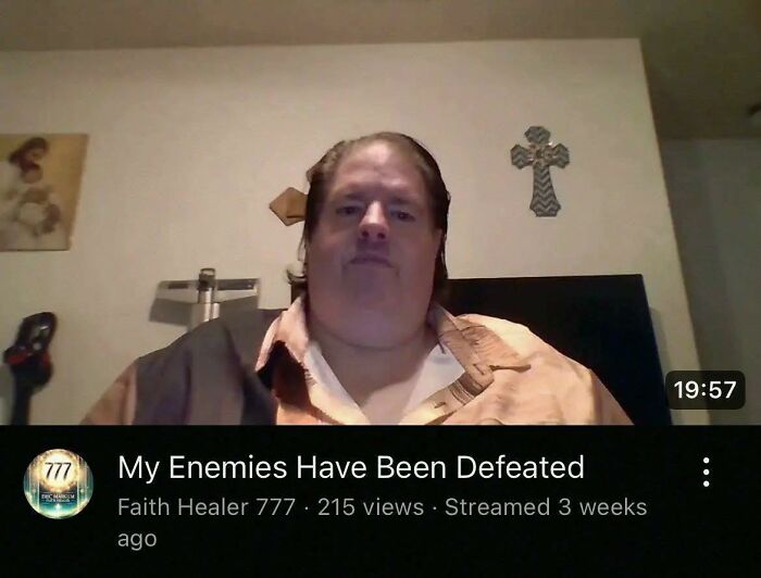 “Pleasures Of The Occult”: 144 Pics That Are So Out Of Context They’re Hilarious “Pleasures Of The Occult”: 144 Pics That Are So Out Of Context They’re Hilarious