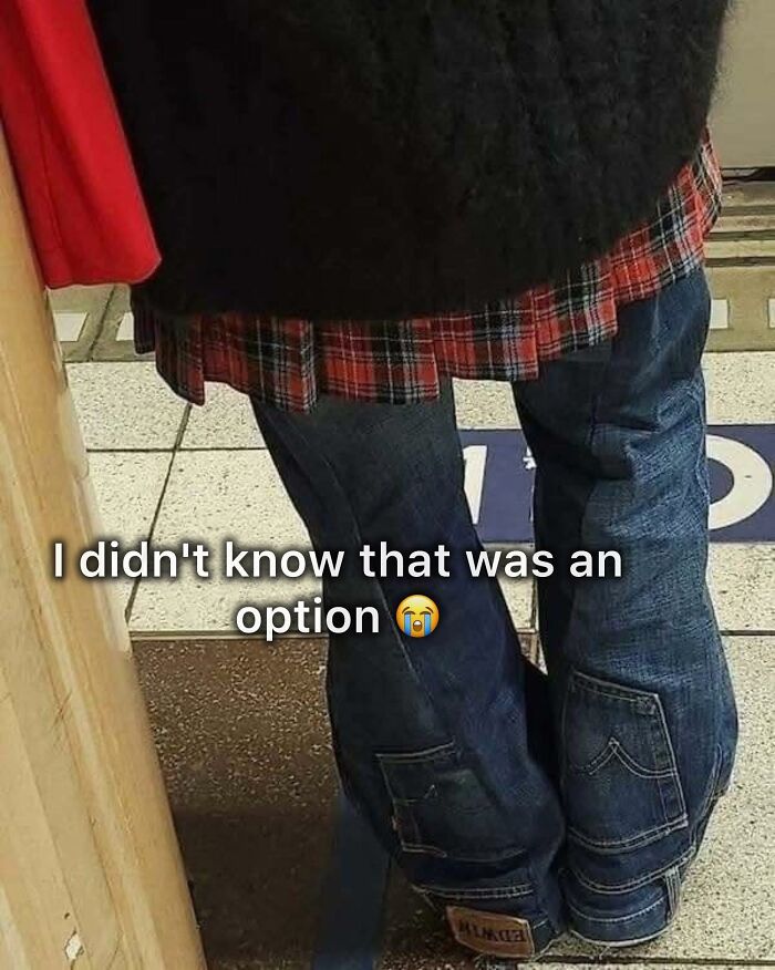 “Pleasures Of The Occult”: 144 Pics That Are So Out Of Context They’re Hilarious “Pleasures Of The Occult”: 144 Pics That Are So Out Of Context They’re Hilarious