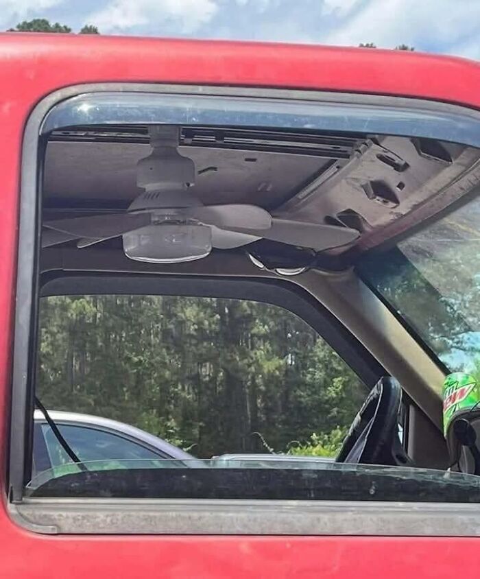 “Pleasures Of The Occult”: 144 Pics That Are So Out Of Context They’re Hilarious “Pleasures Of The Occult”: 144 Pics That Are So Out Of Context They’re Hilarious