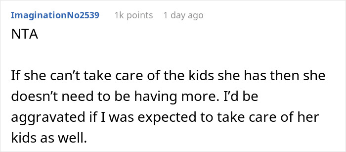 “Everyone Went Silent”: 16YO Shames Older Sister For Getting Pregnant For The 7th Time