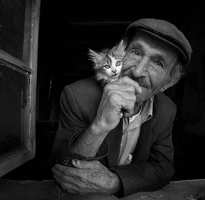 Faces Of Experience: Stunning Photos That Celebrate The Lives Of Older Generations (40 Pics)