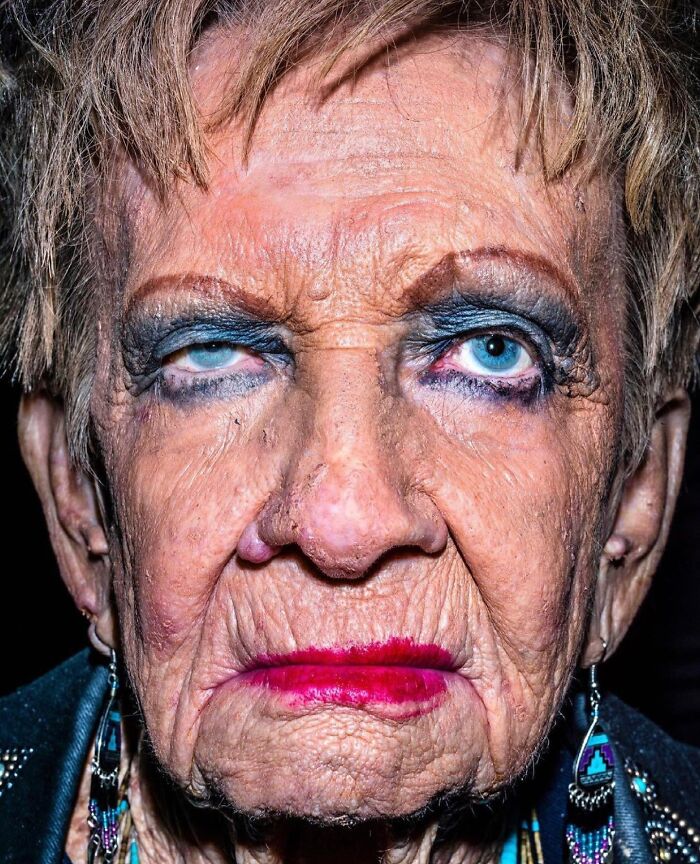 Faces Of Experience: Stunning Photos That Celebrate The Lives Of Older Generations (40 Pics)