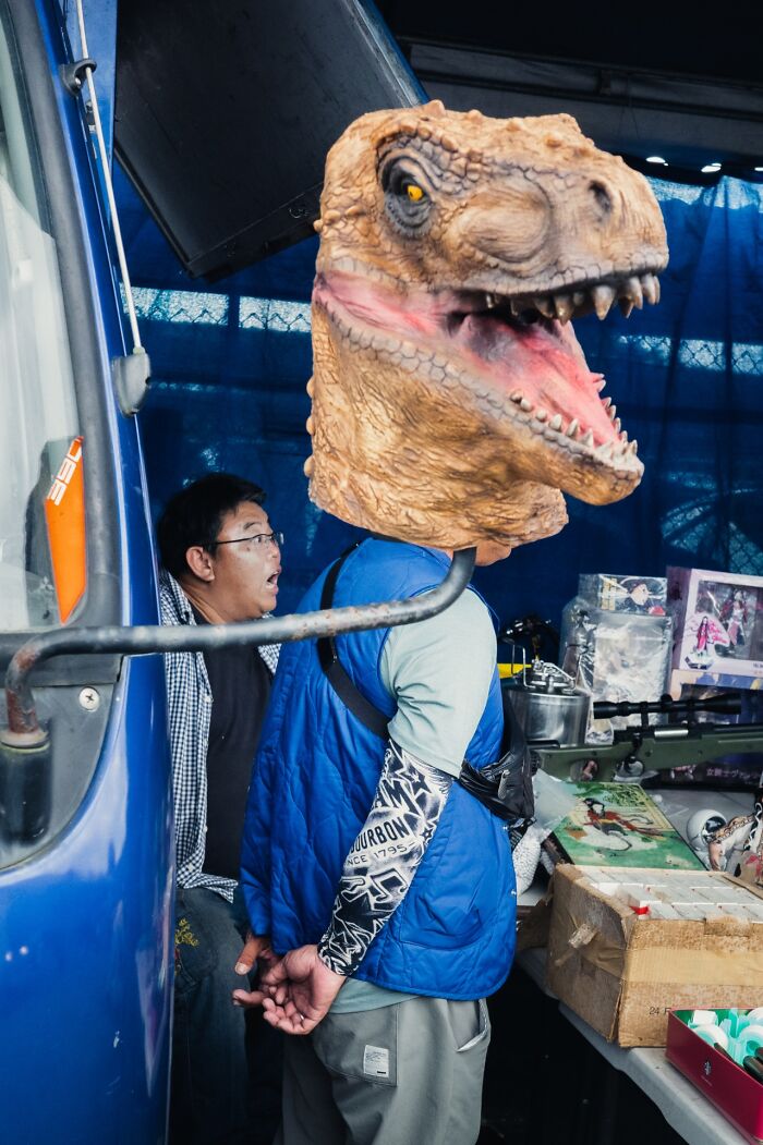 147 Stunning Street Photos That Capture Life’s Most Authentic Moments
