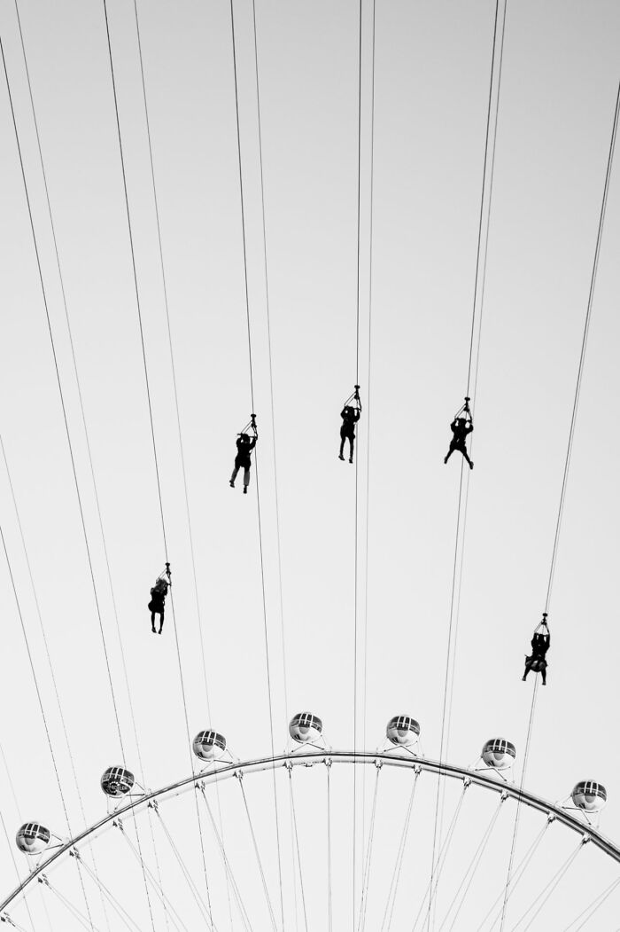 147 Stunning Street Photos That Capture Life’s Most Authentic Moments