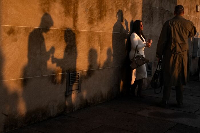 147 Stunning Street Photos That Capture Life’s Most Authentic Moments