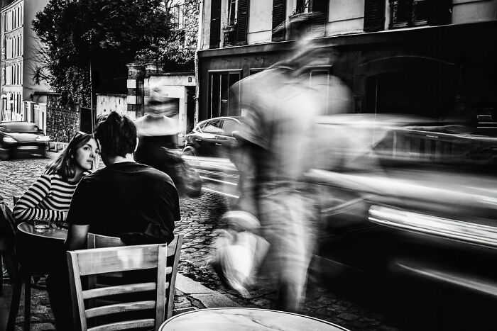 147 Stunning Street Photos That Capture Life’s Most Authentic Moments