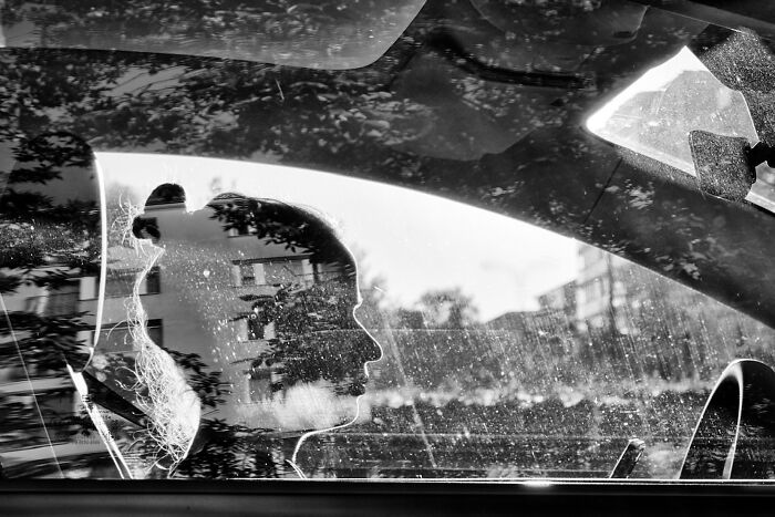 147 Stunning Street Photos That Capture Life’s Most Authentic Moments