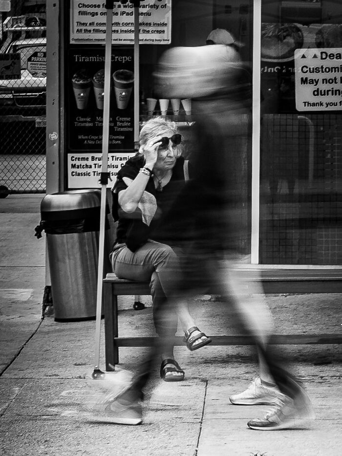 147 Stunning Street Photos That Capture Life’s Most Authentic Moments
