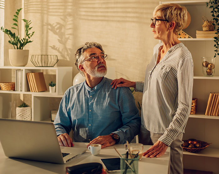 Sibling Refuses To Keep Paying Rent To Parents After Finding Out Sister Lives Rent Free