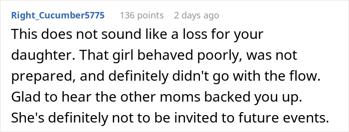 Woman Refuses To Miss The Show She Booked For Her And Daughter Because Daughter’s Friend Got Bored