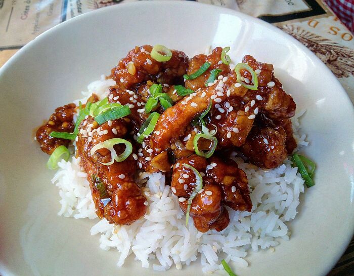 63 People Share What Stereotypical Foods From Their Nation They Don’t Actually Eat