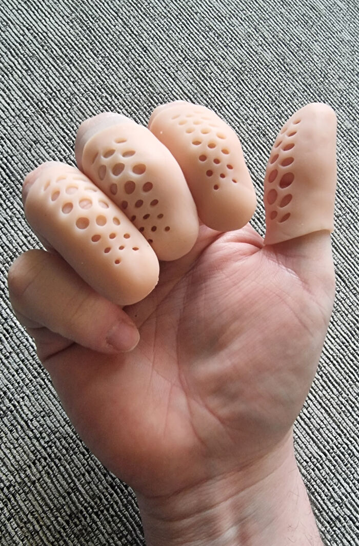 80 Pics That Are Weirdly Uncomfortable Even If You Don’t Suffer From Trypophobia (New Pics)