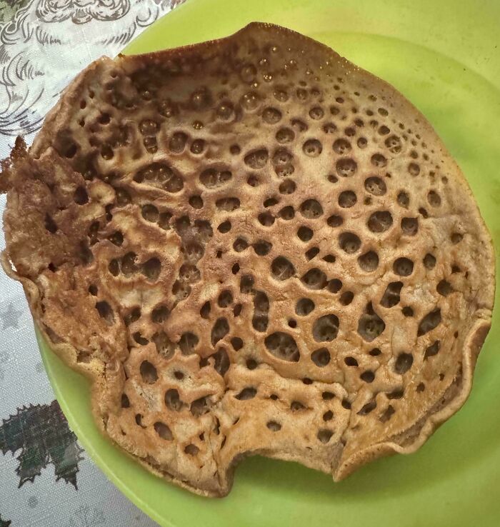80 Pics That Are Weirdly Uncomfortable Even If You Don’t Suffer From Trypophobia (New Pics)