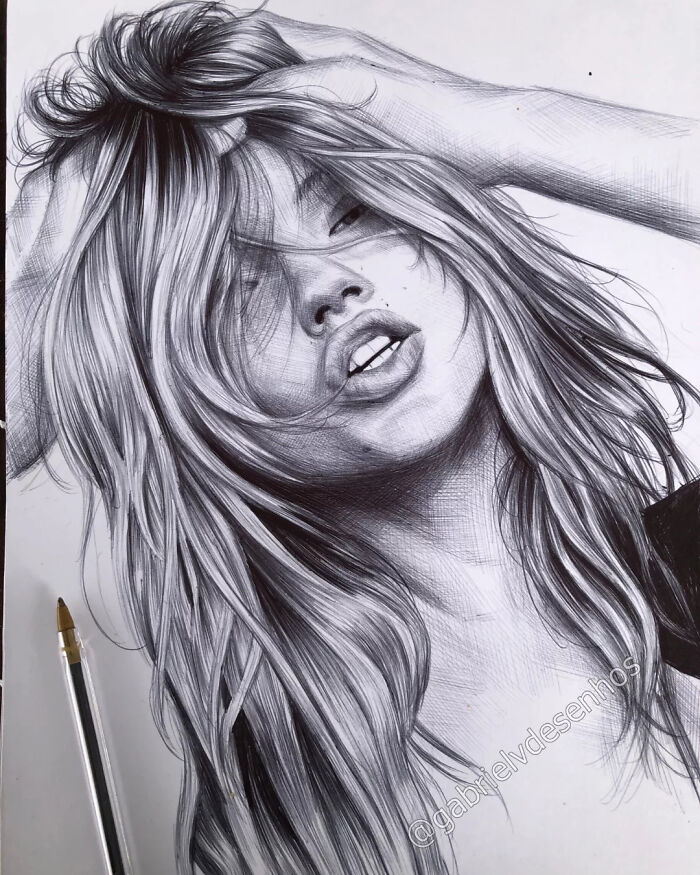 40 Times Gabriel Vinícius Proved A Simple Pen Can Create Stunningly Realistic Art