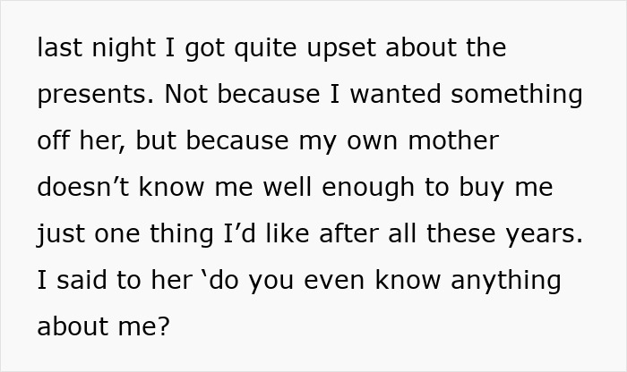 Eccentric Mom Gifts Minimalist Daughter Flashy Gifts, Mad When She Confesses She Hates Them All