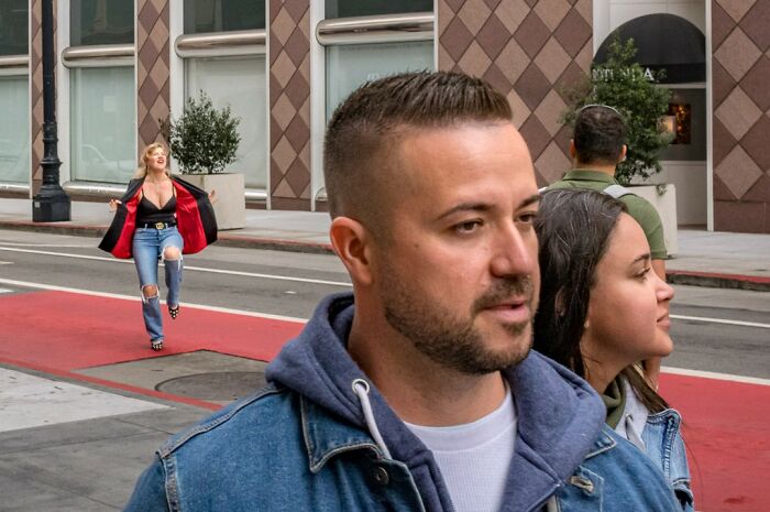 Photographer Shows The Funny, Awkward, And Totally Human Side Of City Life (60 Pics)
