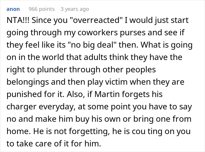 Coworker Snoops Around In Woman&#8217;s Purse, Gives Her Hell When She Reports Him And He Gets In Trouble
