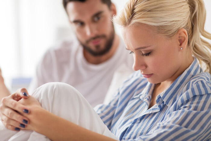 Hubby Slams Pregnant Wife For “Complaining” About Running Their Whole Household With No Help