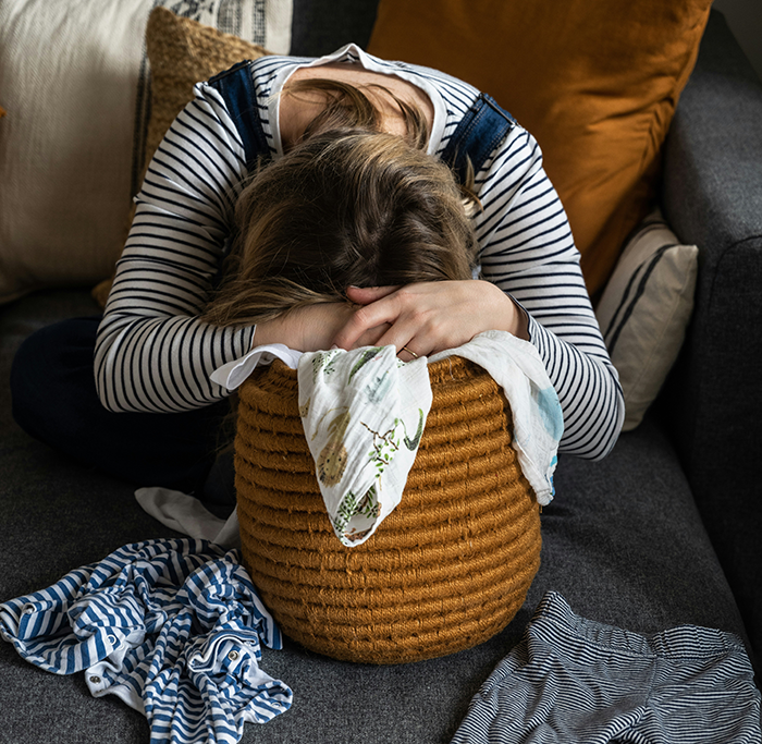Clean Freak Mom Messes Up 16YO Daughter’s Clothes, Says Her Folding Doesn’t Meet Her Standards