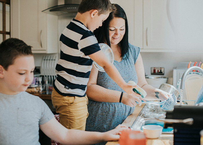 “Is There Any Real Benefit In Marriage For Women?”: 62 Honest Answers People Didn’t Hold Back On