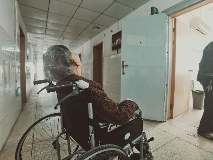 43 Hospital Workers Share The Creepiest Experiences They&#8217;ve Had While Working