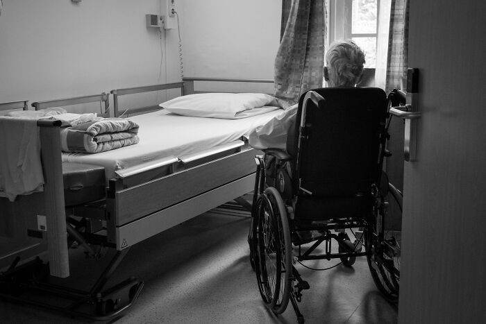 43 Hospital Workers Share The Creepiest Experiences They&#8217;ve Had While Working
