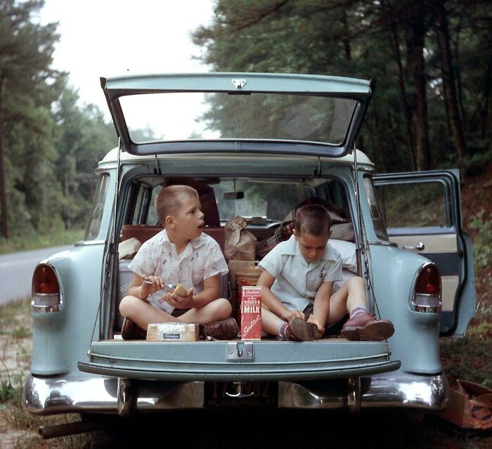 91 Vacation Pics From A Time When Cell Phones Didn’t Have Cameras
