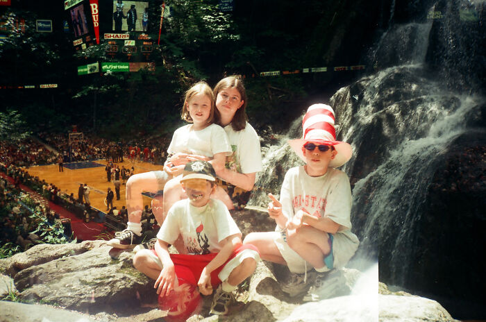 91 Vacation Pics From A Time When Cell Phones Didn’t Have Cameras