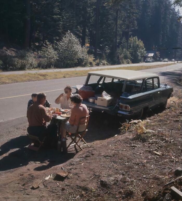 91 Vacation Pics From A Time When Cell Phones Didn’t Have Cameras