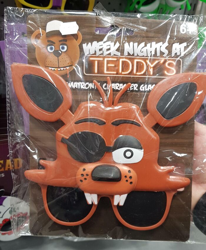 People Are Sharing 71 Of The Funniest Off-Brand Halloween Costumes They’ve Found (New Pics)