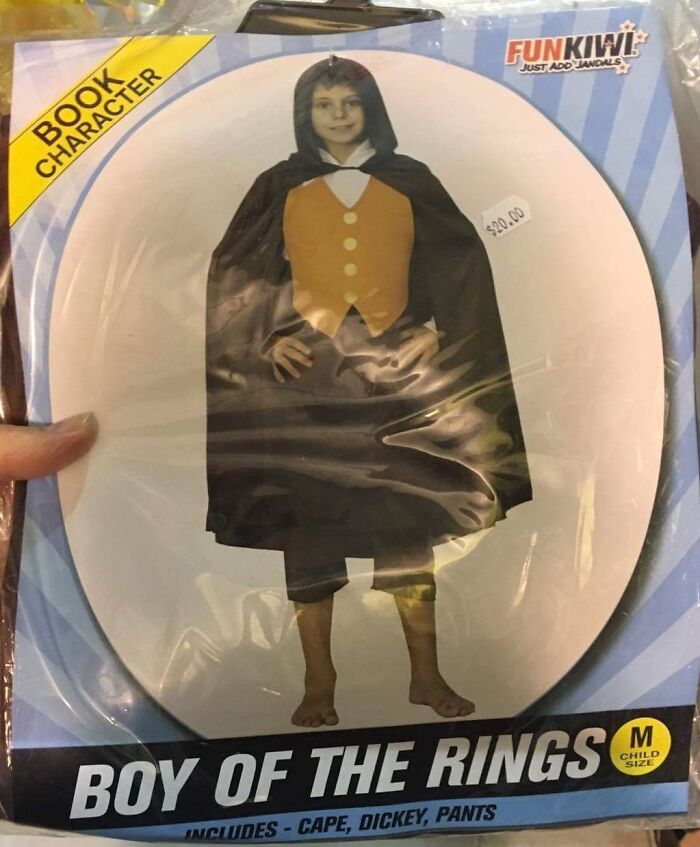 People Are Sharing 71 Of The Funniest Off-Brand Halloween Costumes They’ve Found (New Pics)