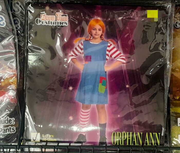 People Are Sharing 71 Of The Funniest Off-Brand Halloween Costumes They’ve Found (New Pics)