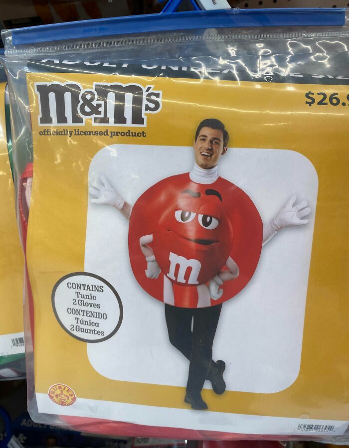 People Are Sharing 71 Of The Funniest Off-Brand Halloween Costumes They’ve Found (New Pics)