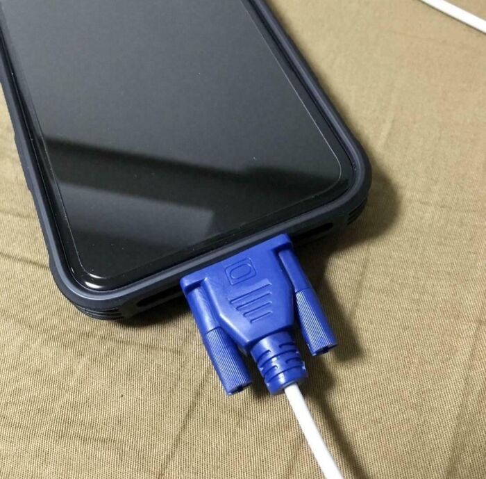 &#8220;Can I Solder It Back Together?&#8221;: 102 Painful Pics Of People Handling Electronics The Wrong Way