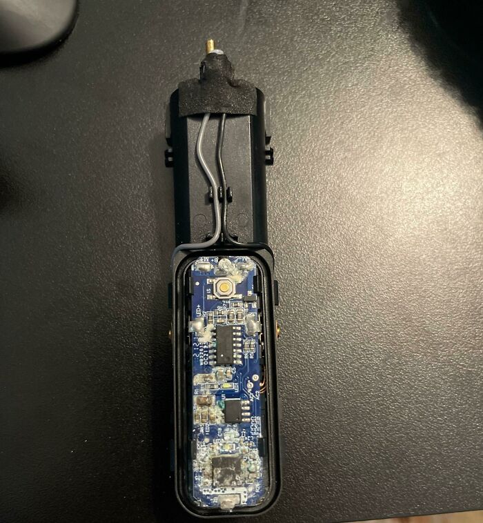 &#8220;Can I Solder It Back Together?&#8221;: 102 Painful Pics Of People Handling Electronics The Wrong Way