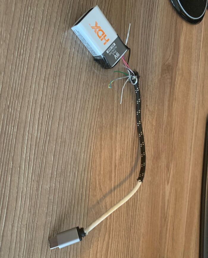 &#8220;Can I Solder It Back Together?&#8221;: 102 Painful Pics Of People Handling Electronics The Wrong Way